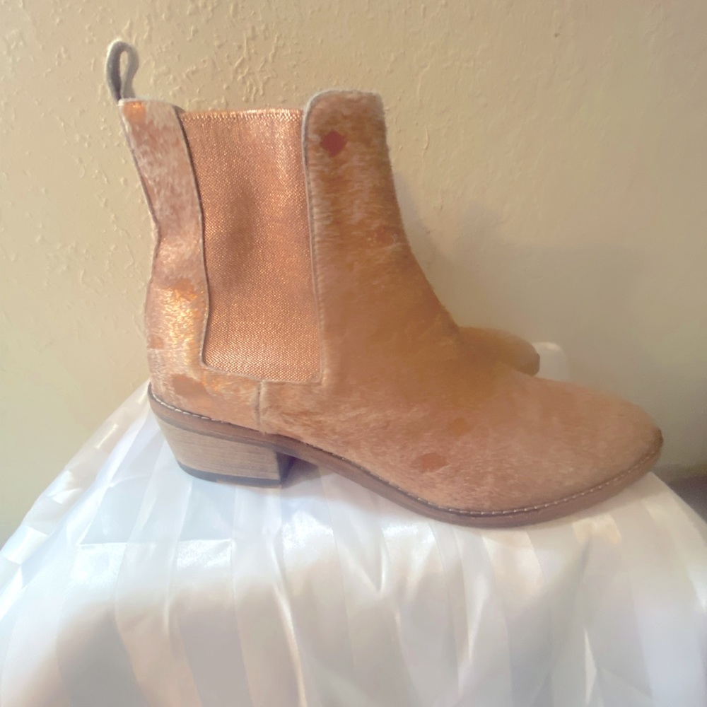 Rose gold short hairy leather booties